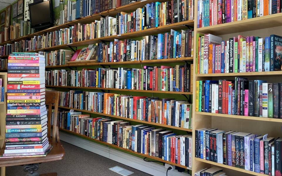 Bobzbay Books BloomingtonNormal, Illinois