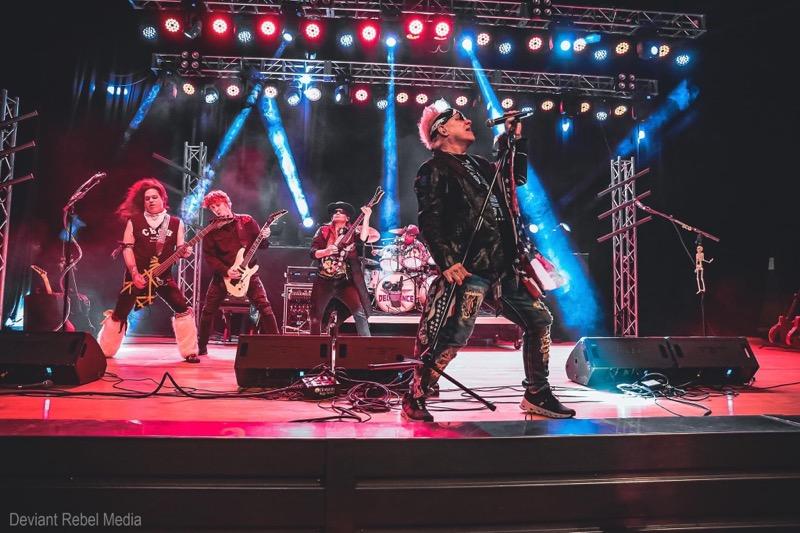 Concert in the Vineyard-Decade of Decadence