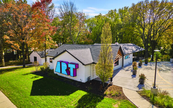 Exterior of Illinois Art Station building